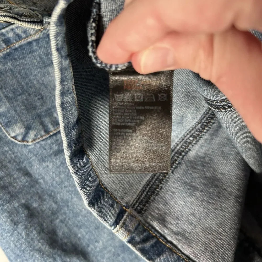 Urban Outfitters Jean Skirt Women's XS Medium Wash Snap Button Front - Picture 6 of 9